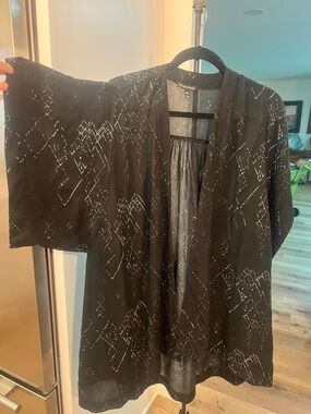 Black Geometric Print Open-Front Tunic kimono